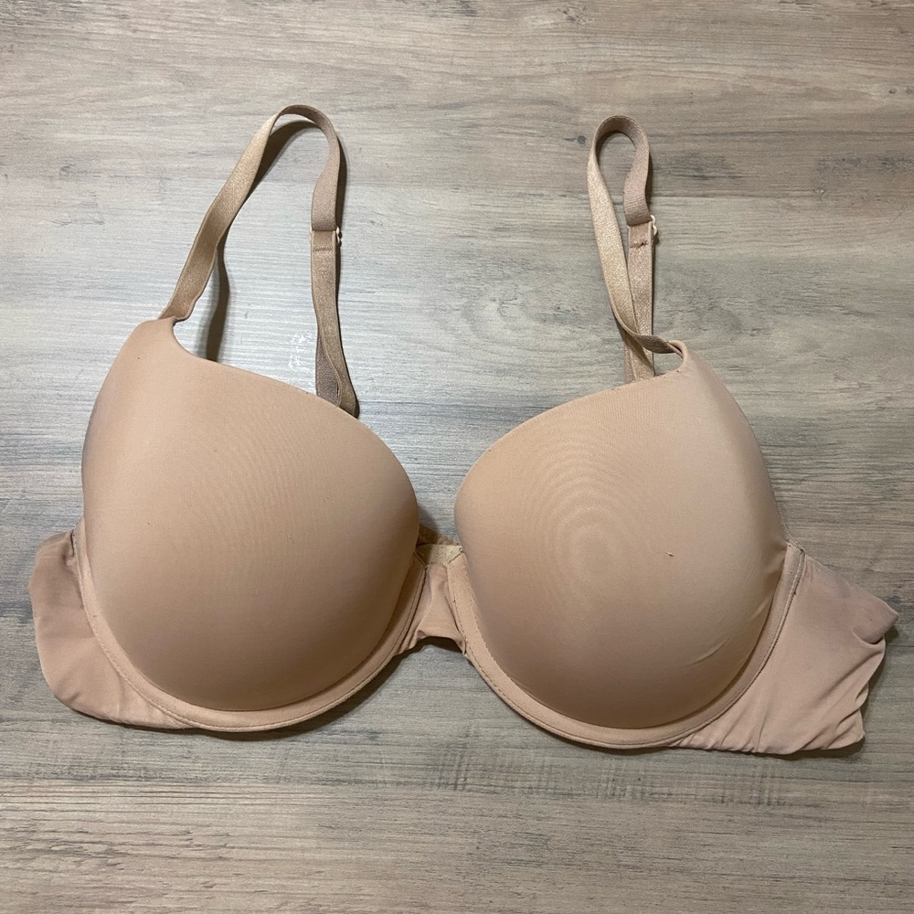Victorias Secret Push Up T-Shirt Bra